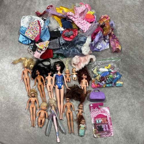 Mixed lot barbie dolls and - mixed,